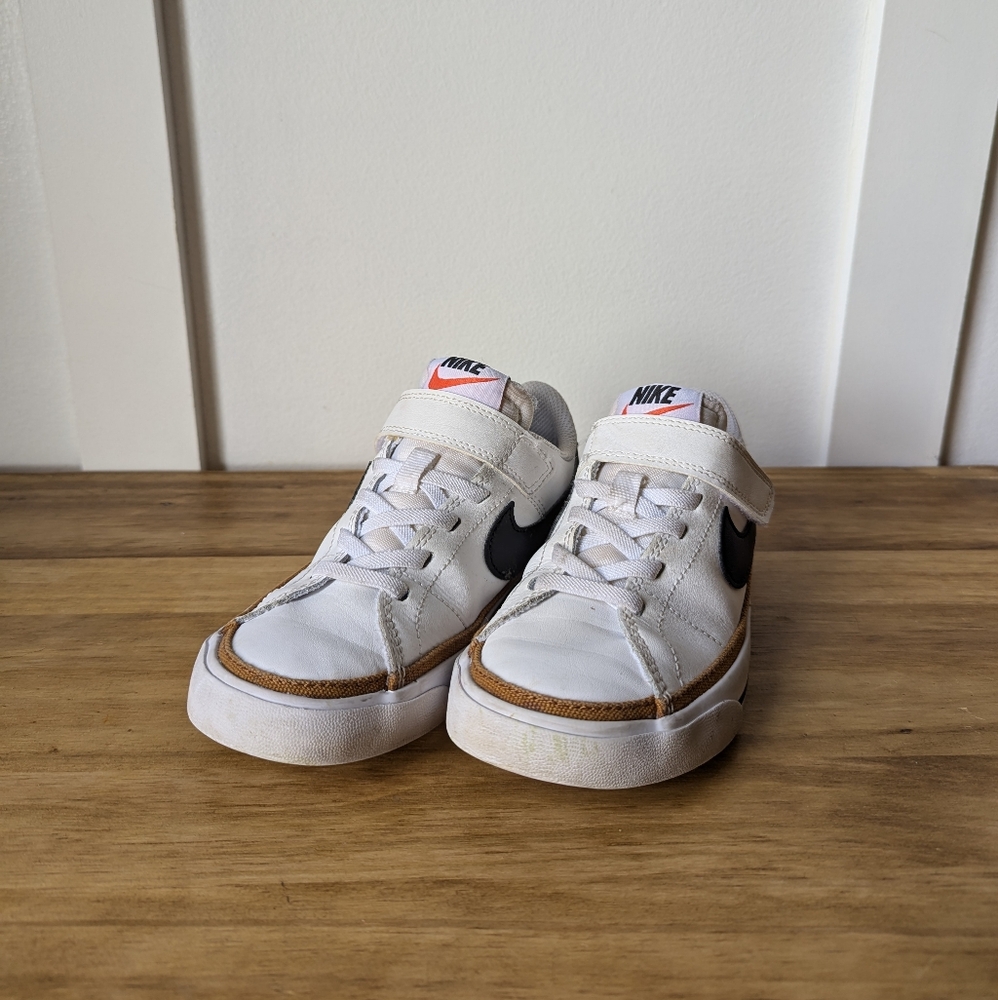 Nike Kids Court Legacy Shoes, size 13c, White/Black/Gold